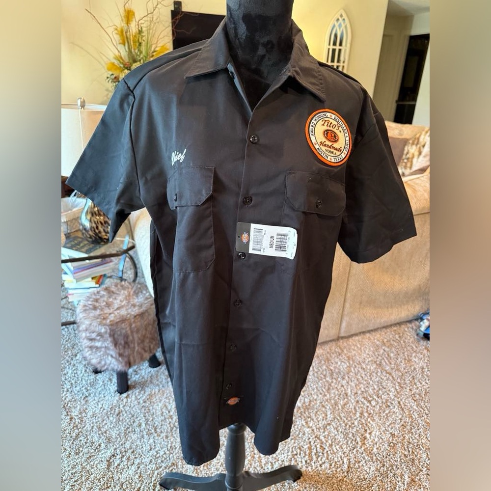 NWT Dickies Tito's Button Shirt Men’s Size Medium